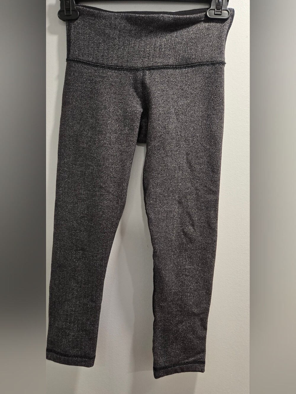 Lululemon Herringbone Wunder Under Crop Leggings Grey Size 2